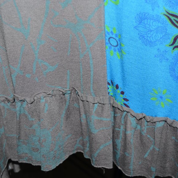 Beautiful Fitted Funky Dress - Picture 5 of 5